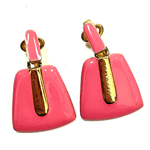 Vintage Clip On Earrings Chunky 1980s Goldtone & Pink Enamel Mod Doorknockers - Picture 1 of 6